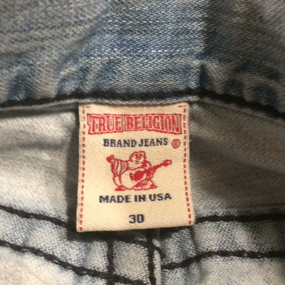 True Religion cutoff jean shorts - Picture 2 of 4